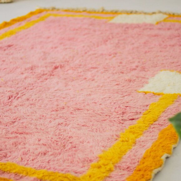 Handwoven Berber wool rug- Authentic Craftsmanship - 10ftx8ft - Picture 4 of 8